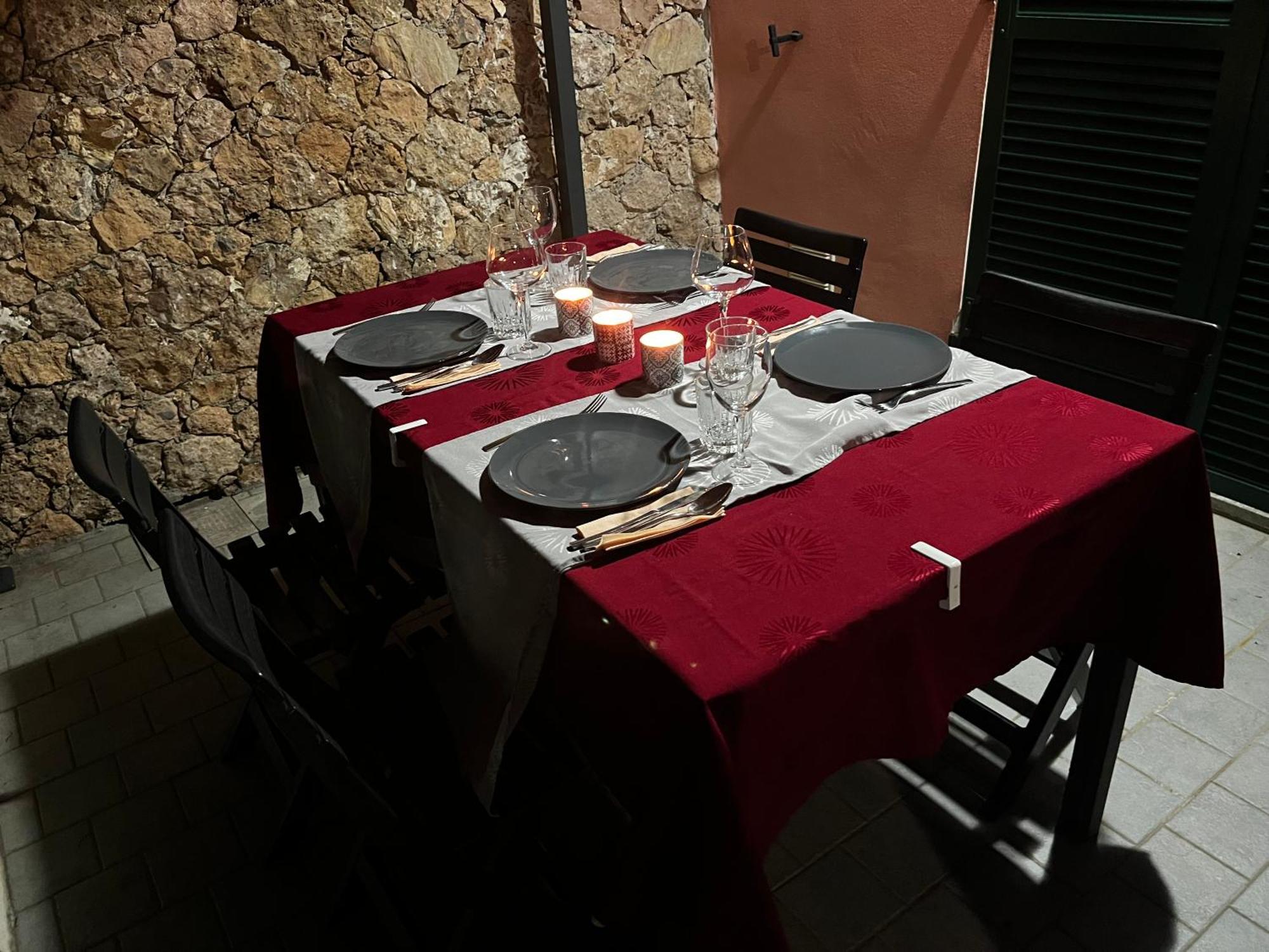 Casa Serge Vista Mare Con Ampio Terrazzo Privato Bergeggi Exterior photo